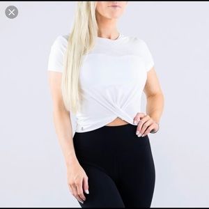 Buffbunny knotty top
